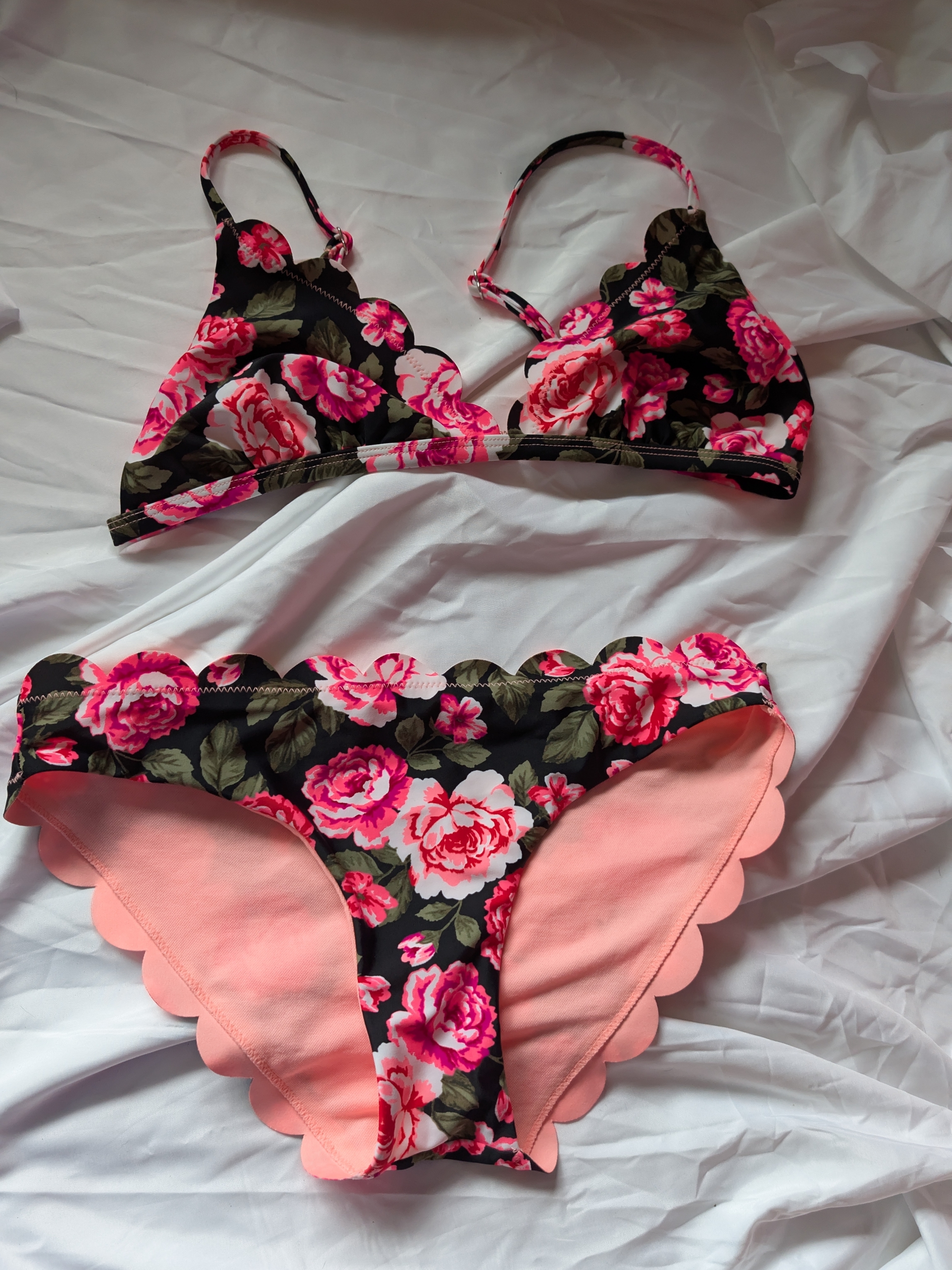 Floral Scallop Edge Bikini Set - Pink/Black